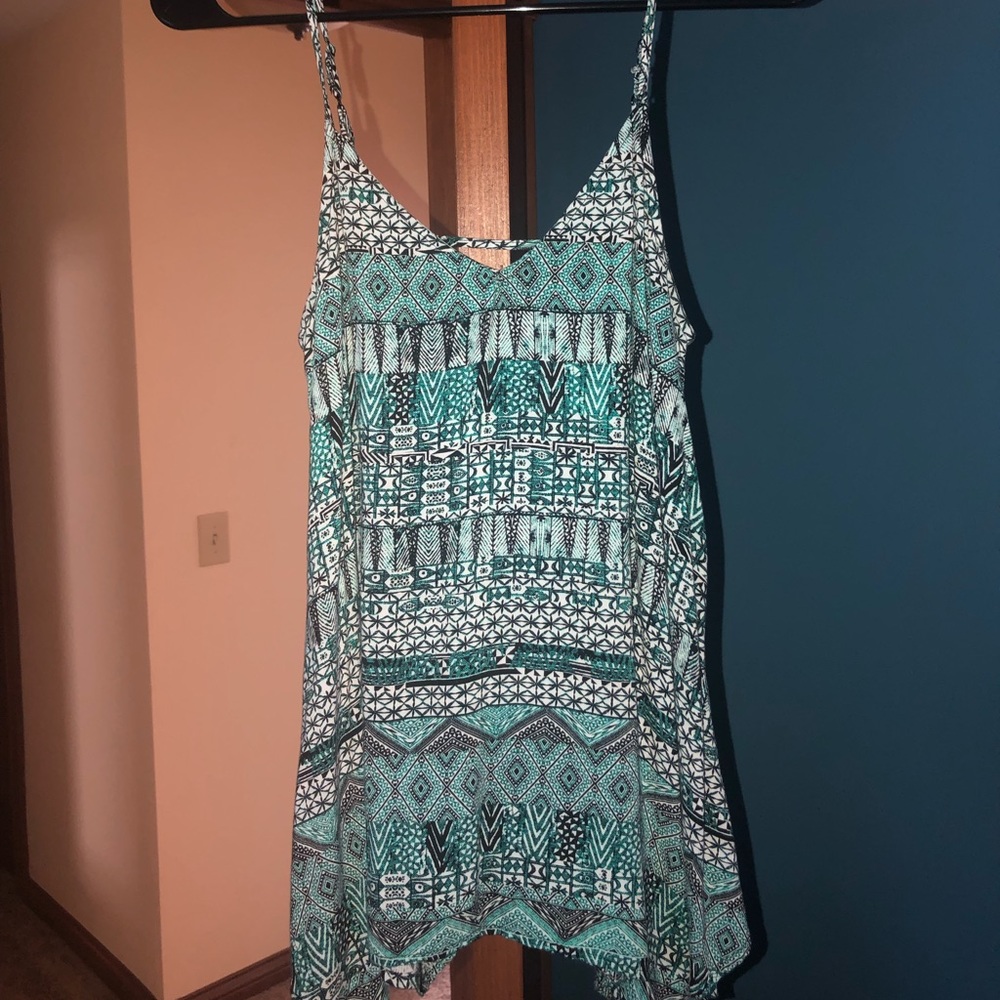Missimo teal and white tank top
